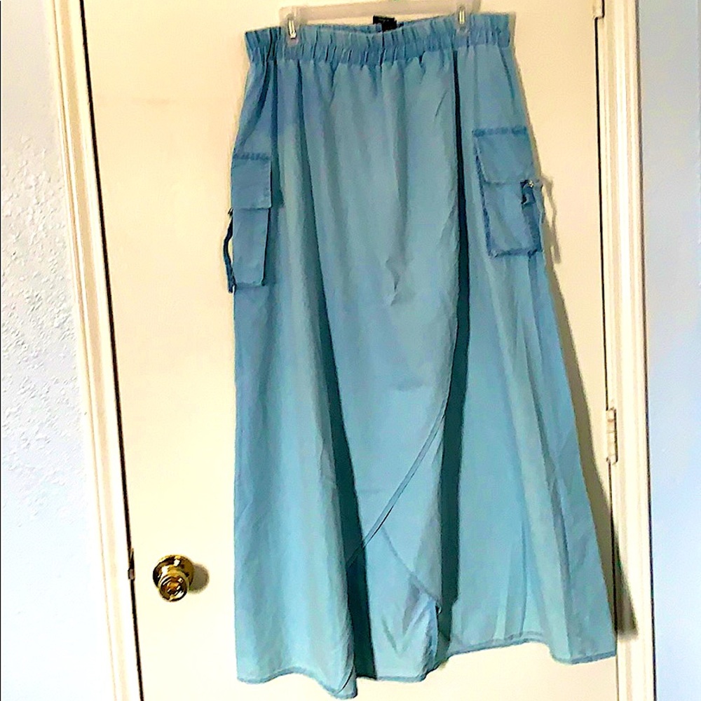 Light blue dean skirt/ long
